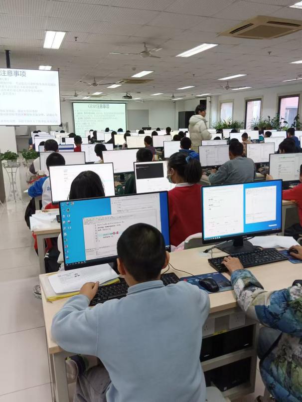 澳门六合彩资料论坛