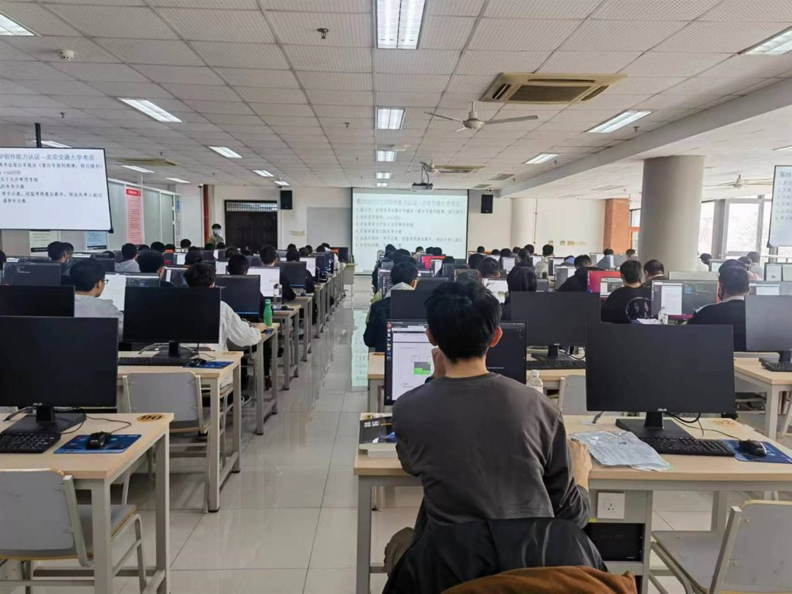 澳门六合彩资料论坛