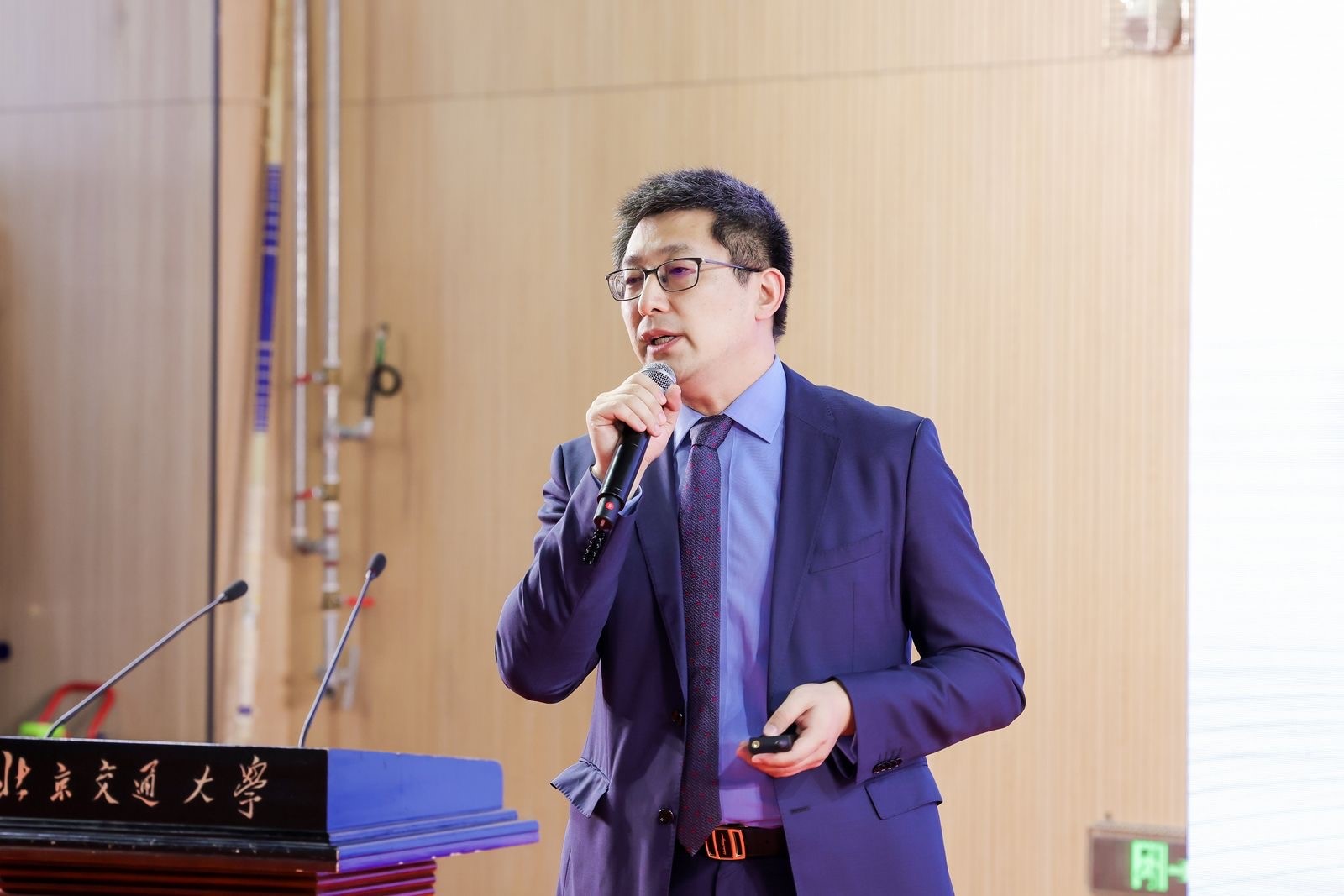 澳门六合彩资料论坛